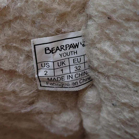 Bearpaw Betty Tan Youth Boots - Picture 10 of 10